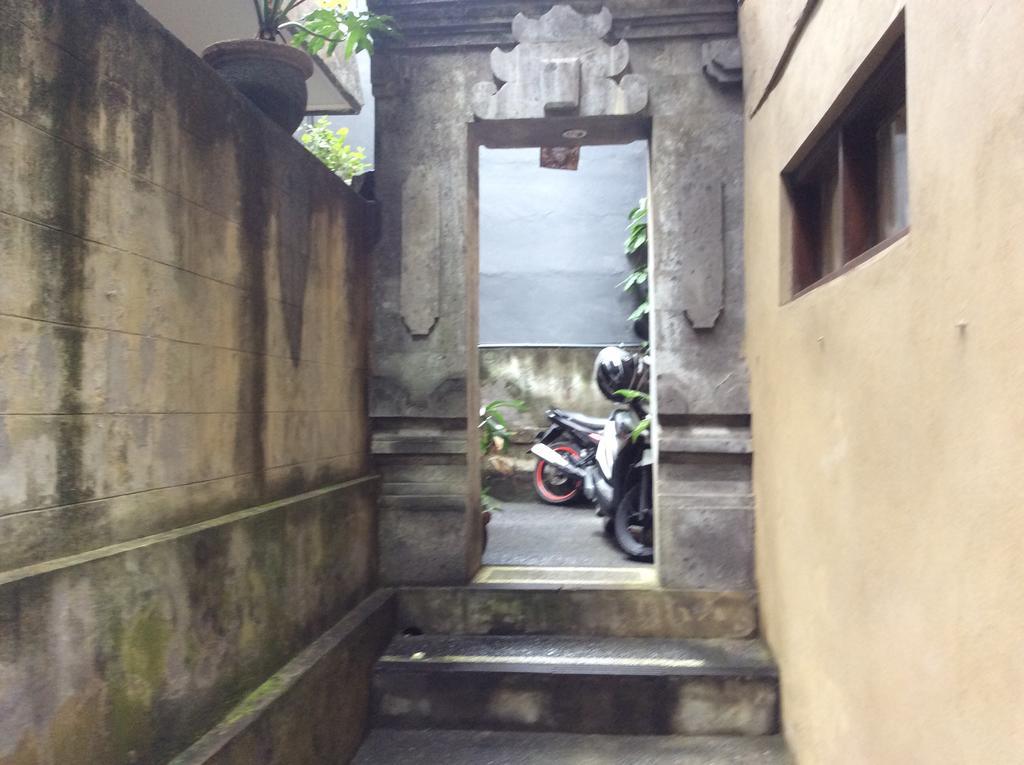 Bembengan Ubud Cottage Exterior foto